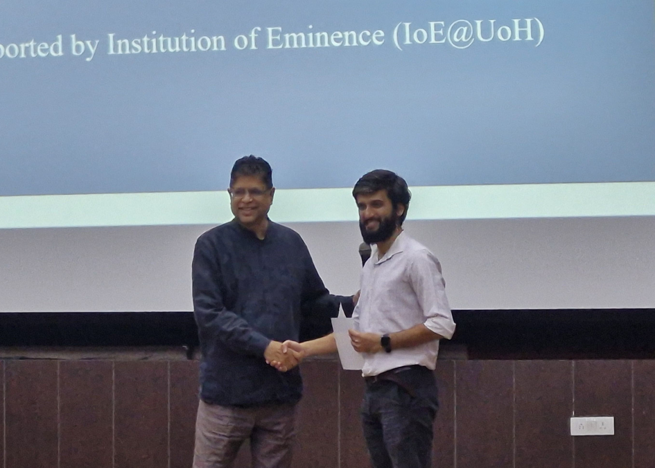 Shantam Yagnik receives ‘Best Poster Award’ at the International Conference on ‘Intra and Inter-cellular Regulatory Systems’